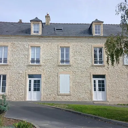 Les Songes Duplex Cosy 3 Chambres 1 Salle De Bain A 1 Km De Bayeux Parking Public Gratuit 15 Km De La Mer Proche Plages Du Debarquement