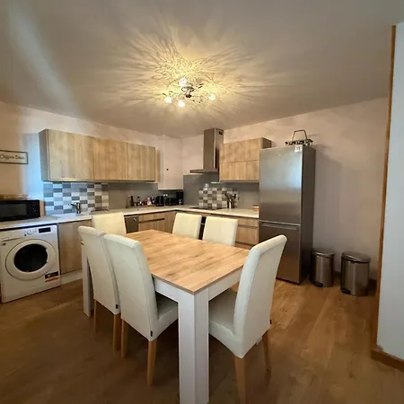 Les Songes Duplex Cosy 3 Chambres 1 Salle De Bain A 1 Km De Bayeux Parking Public Gratuit 15 Km De La Mer Proche Plages Du Debarquement * Saint-Vigor-le-Grand