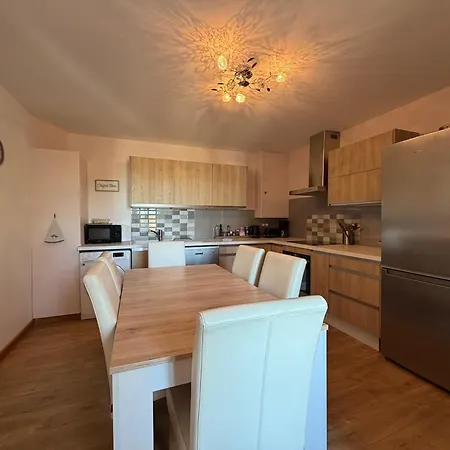 Les Songes Duplex Cosy 3 Chambres 1 Salle De Bain A 1 Km De Bayeux Parking Public Gratuit 15 Km De La Mer Proche Plages Du Debarquement Apartment