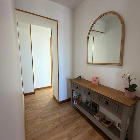 Les Songes Duplex Cosy 3 Chambres 1 Salle De Bain A 1 Km De Bayeux Parking Public Gratuit 15 Km De La Mer Proche Plages Du Debarquement Apartment *