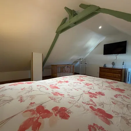 Les Songes Duplex Cosy 3 Chambres 1 Salle De Bain A 1 Km De Bayeux Parking Public Gratuit 15 Km De La Mer Proche Plages Du Debarquement Apartment *