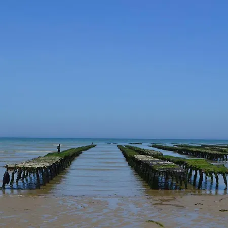 Apartment Les Songes Duplex Cosy 3 Chambres 1 Salle De Bain A 1 Km De Bayeux Parking Public Gratuit 15 Km De La Mer Proche Plages Du Debarquement